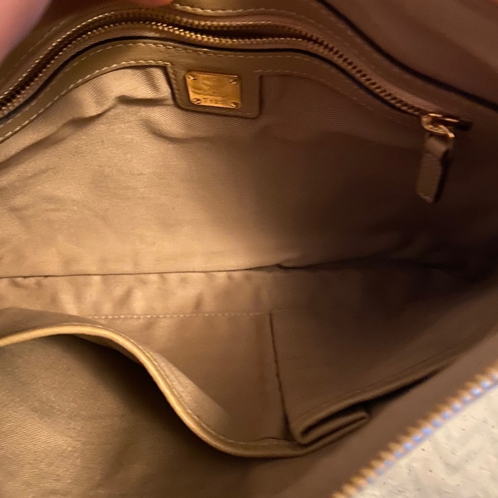 Mcm pouch